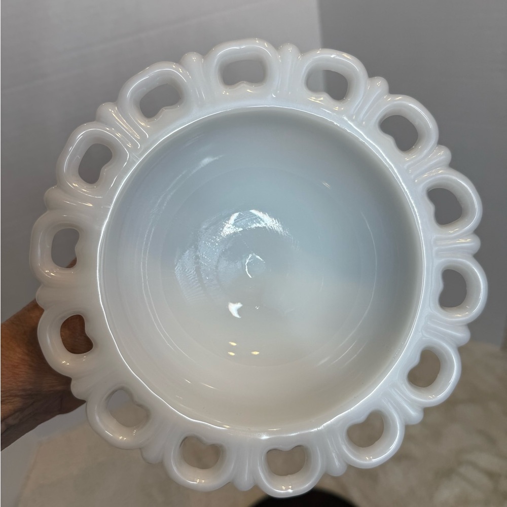 Vintage Anchor Hocking Old Colony open lace milk glass pedestal bowl/compote - Picture 4 of 4